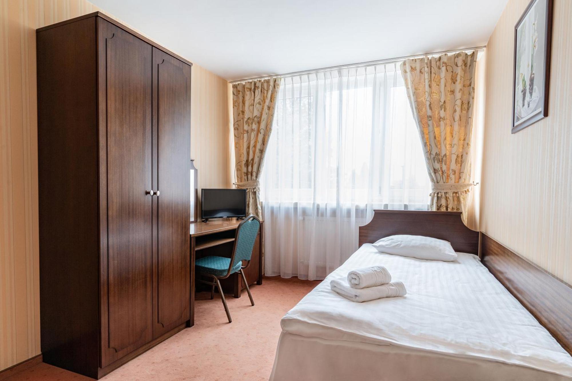 Hotel Alf Cracovia Exterior foto